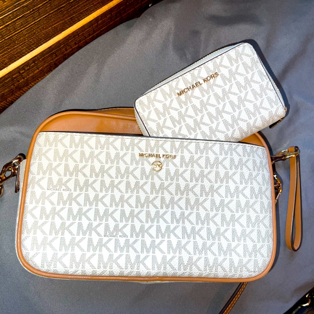 MK Crossbody